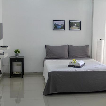 Apartamento estudio de 37 m² en Makati, con 1 baño privado. Manila Exterior foto