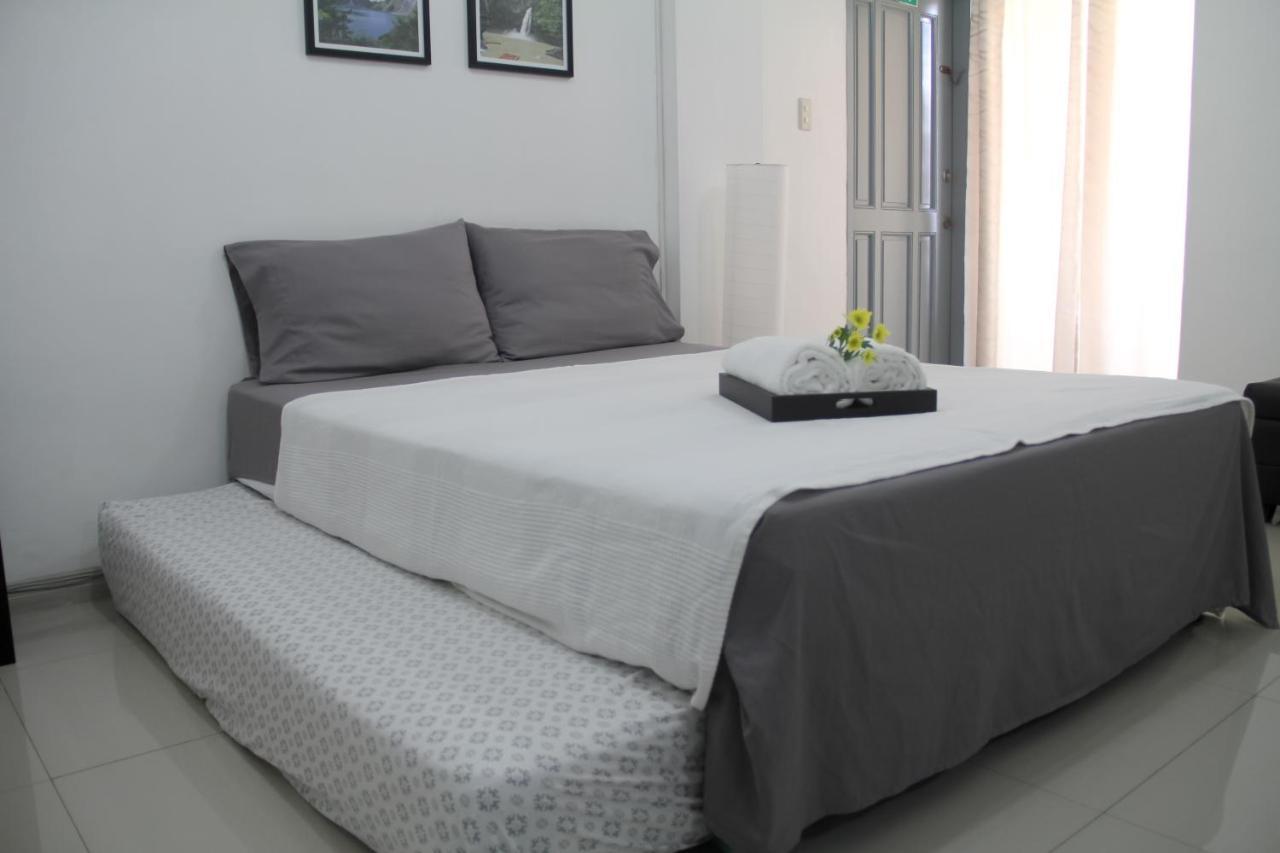 Apartamento estudio de 37 m² en Makati, con 1 baño privado. Manila Exterior foto