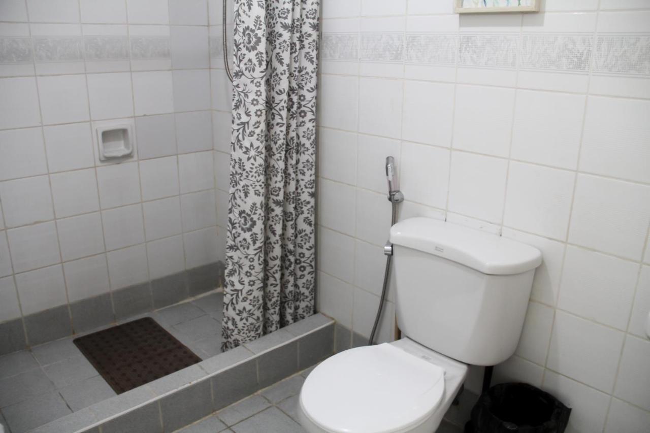 Apartamento estudio de 37 m² en Makati, con 1 baño privado. Manila Exterior foto