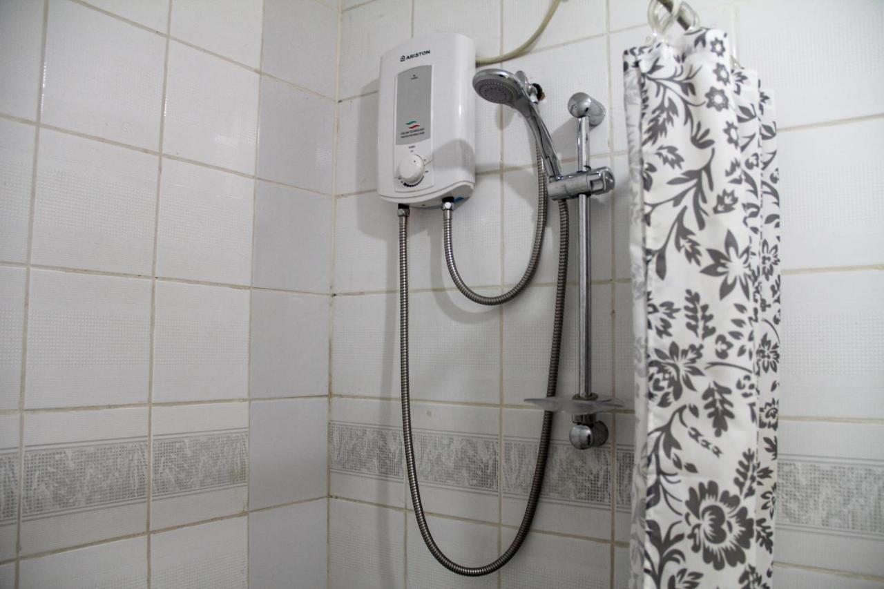 Apartamento estudio de 37 m² en Makati, con 1 baño privado. Manila Exterior foto